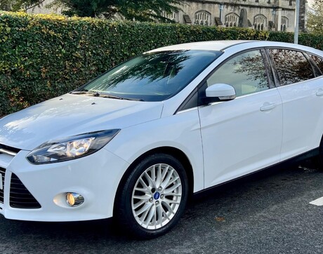 Ford Focus 1.0T EcoBoost Zetec Euro 5 (s/s) 5dr 12