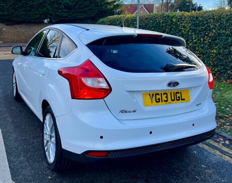 Ford Focus 1.0T EcoBoost Zetec Euro 5 (s/s) 5dr 13