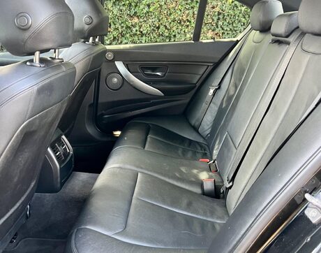 BMW 3 Series 2.0 320d M Sport Auto xDrive Euro 5 (s/s) 4dr 33