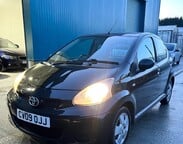 Toyota Aygo 1.0 VVT-i Black Euro 4 5dr (AC) 5