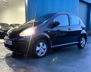 Toyota Aygo 1.0 VVT-i Black Euro 4 5dr (AC) 10