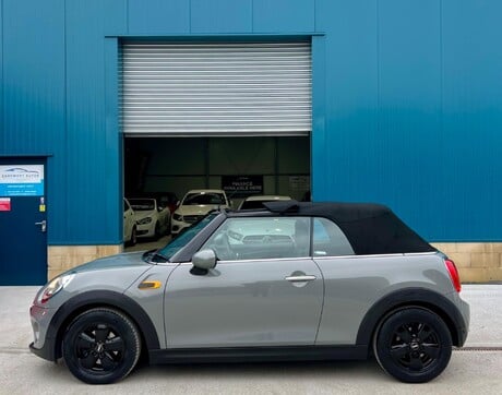 Mini Convertible 1.5 Cooper Euro 6 (s/s) 2dr 9