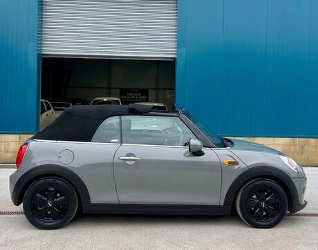 Mini Convertible 1.5 Cooper Euro 6 (s/s) 2dr 15