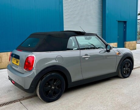 Mini Convertible 1.5 Cooper Euro 6 (s/s) 2dr 2