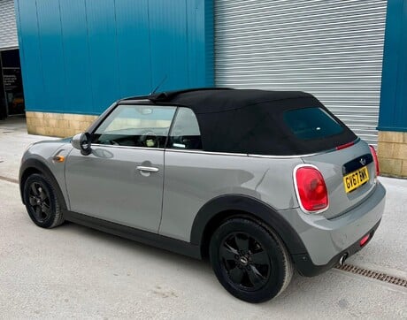 Mini Convertible 1.5 Cooper Euro 6 (s/s) 2dr 17