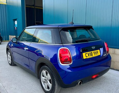 Mini Hatch 1.5 Cooper Euro 6 (s/s) 3dr 10