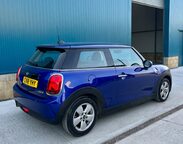Mini Hatch 1.5 Cooper Euro 6 (s/s) 3dr 13