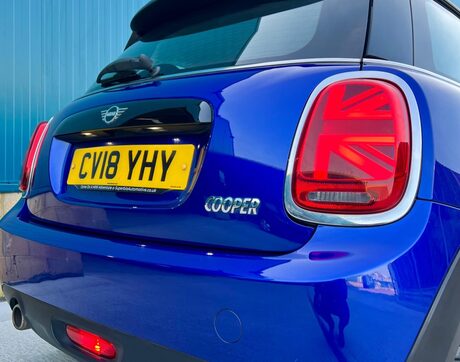 Mini Hatch 1.5 Cooper Euro 6 (s/s) 3dr 19