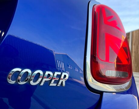 Mini Hatch 1.5 Cooper Euro 6 (s/s) 3dr 22