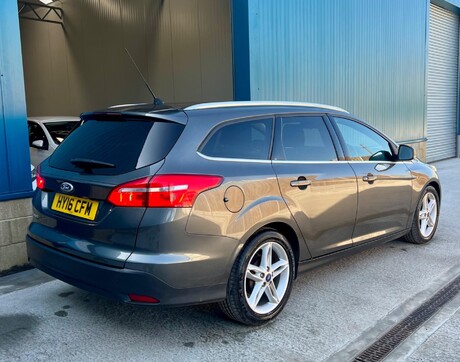 Ford Focus 1.5 TDCi Zetec Euro 6 (s/s) 5dr 3