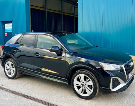 Audi Q2 1.5 TFSI CoD 35 S line S Tronic Euro 6 (s/s) 5dr 8
