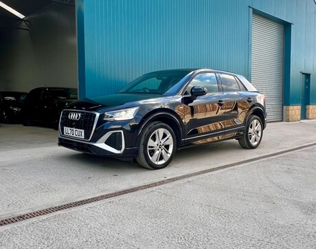 Audi Q2 1.5 TFSI CoD 35 S line S Tronic Euro 6 (s/s) 5dr 19
