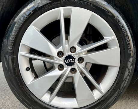 Audi Q2 1.5 TFSI CoD 35 S line S Tronic Euro 6 (s/s) 5dr 36