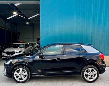 Audi Q2 1.5 TFSI CoD 35 S line S Tronic Euro 6 (s/s) 5dr 4