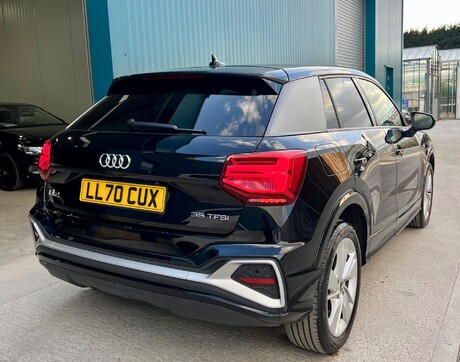 Audi Q2 1.5 TFSI CoD 35 S line S Tronic Euro 6 (s/s) 5dr 14