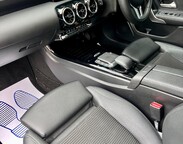 Mercedes-Benz A Class 1.3 A180 Sport (Executive) 7G-DCT Euro 6 (s/s) 5dr 33