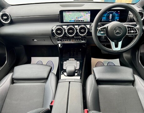 Mercedes-Benz A Class 1.3 A180 Sport (Executive) 7G-DCT Euro 6 (s/s) 5dr 29