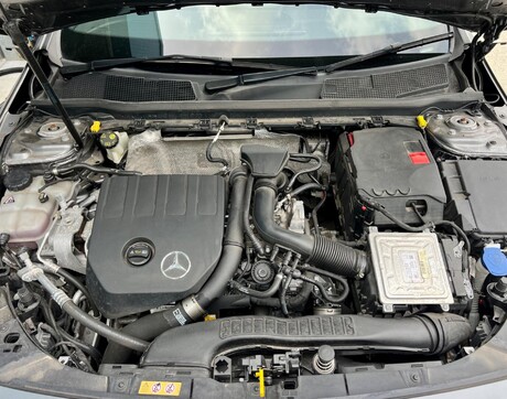 Mercedes-Benz A Class 1.3 A180 Sport (Executive) 7G-DCT Euro 6 (s/s) 5dr 74