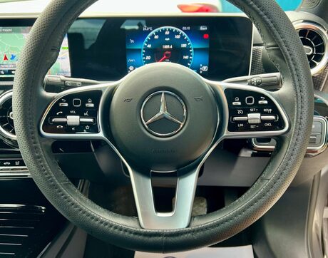 Mercedes-Benz A Class 1.3 A180 Sport (Executive) 7G-DCT Euro 6 (s/s) 5dr 30