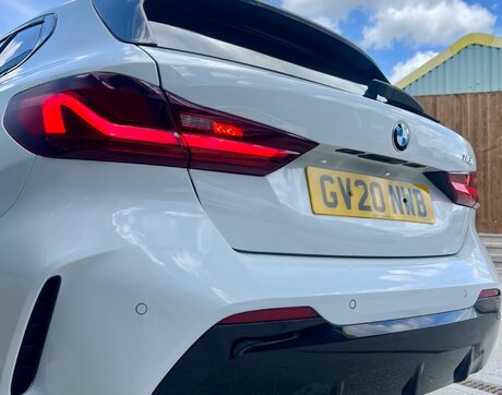 BMW 1 Series 1.5 118i M Sport DCT Euro 6 (s/s) 5dr 21