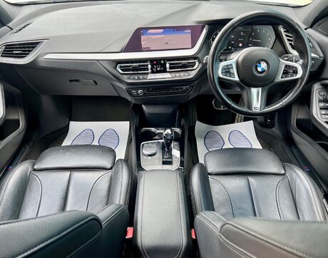BMW 1 Series 1.5 118i M Sport DCT Euro 6 (s/s) 5dr 34