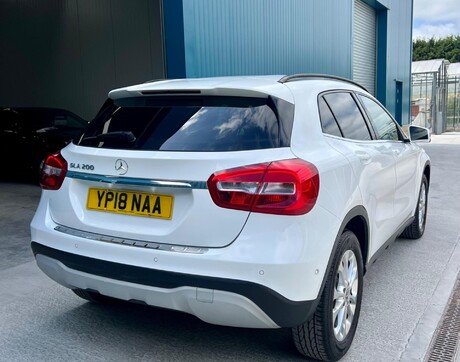 Mercedes-Benz GLA 1.6 GLA200 SE (Executive) Euro 6 (s/s) 5dr 2