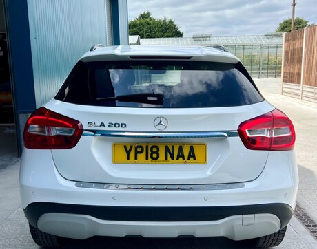 Mercedes-Benz GLA 1.6 GLA200 SE (Executive) Euro 6 (s/s) 5dr 6