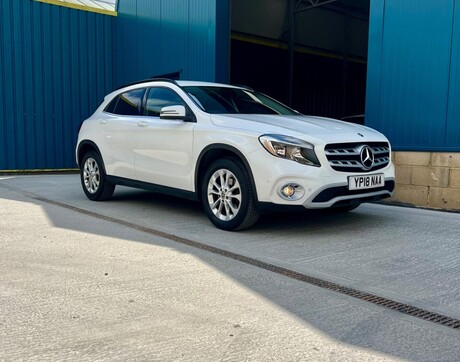 Mercedes-Benz GLA 1.6 GLA200 SE (Executive) Euro 6 (s/s) 5dr 18