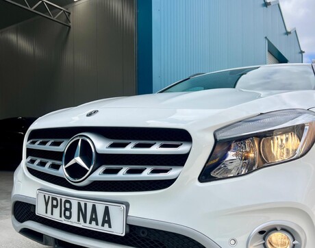 Mercedes-Benz GLA 1.6 GLA200 SE (Executive) Euro 6 (s/s) 5dr 23