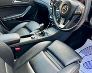 Mercedes-Benz GLA 1.6 GLA200 SE (Executive) Euro 6 (s/s) 5dr 27