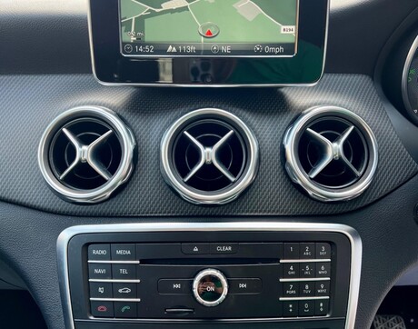 Mercedes-Benz GLA 1.6 GLA200 SE (Executive) Euro 6 (s/s) 5dr 41