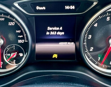 Mercedes-Benz GLA 1.6 GLA200 SE (Executive) Euro 6 (s/s) 5dr 48