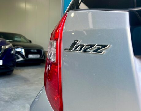 Honda Jazz 1.4 i-VTEC EX Euro 5 5dr 20