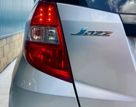 Honda Jazz 1.4 i-VTEC EX Euro 5 5dr 24