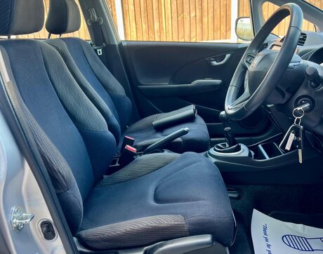 Honda Jazz 1.4 i-VTEC EX Euro 5 5dr 27