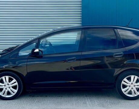 Honda Jazz 1.4 i-VTEC ES Plus CVT Euro 5 5dr 17