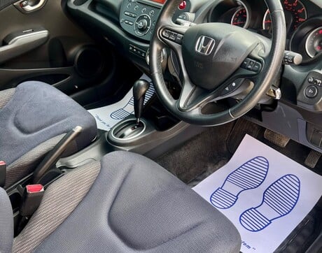 Honda Jazz 1.4 i-VTEC ES Plus CVT Euro 5 5dr 26