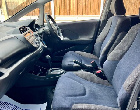 Honda Jazz 1.4 i-VTEC ES Plus CVT Euro 5 5dr 29