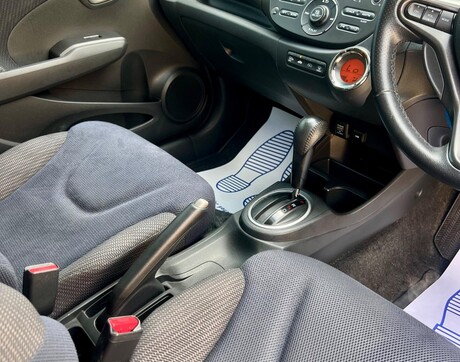 Honda Jazz 1.4 i-VTEC ES Plus CVT Euro 5 5dr 30