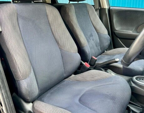 Honda Jazz 1.4 i-VTEC ES Plus CVT Euro 5 5dr 31