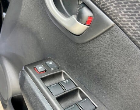 Honda Jazz 1.4 i-VTEC ES Plus CVT Euro 5 5dr 44