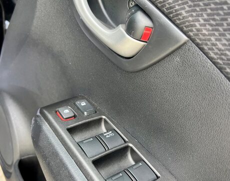 Honda Jazz 1.4 i-VTEC ES Plus CVT Euro 5 5dr 44