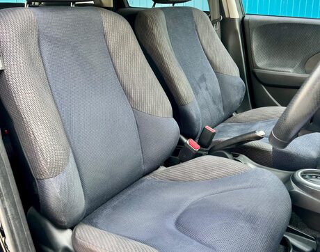 Honda Jazz 1.4 i-VTEC ES Plus CVT Euro 5 5dr 31