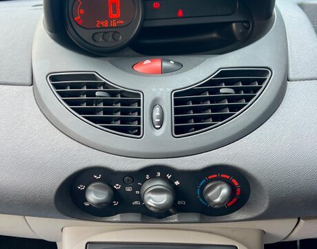 Renault Twingo 1.2 Freeway Euro 4 3dr 35