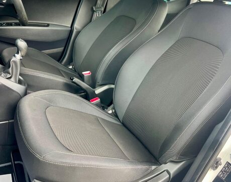 Hyundai i10 1.0 SE Euro 6 5dr 36