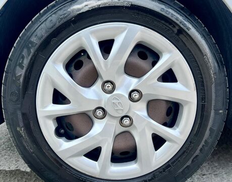 Hyundai i10 1.0 SE Euro 6 5dr 55
