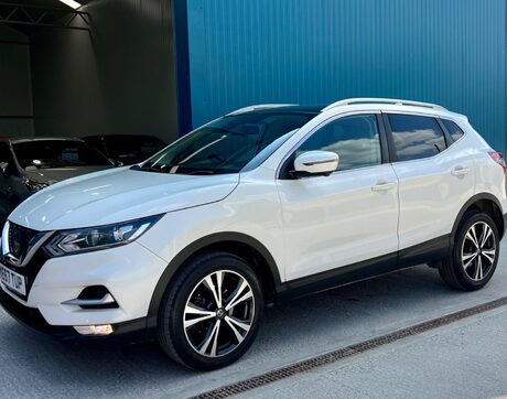 Nissan Qashqai 1.2 DIG-T N-Connecta Euro 6 (s/s) 5dr 7
