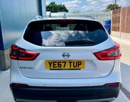 Nissan Qashqai 1.2 DIG-T N-Connecta Euro 6 (s/s) 5dr 15