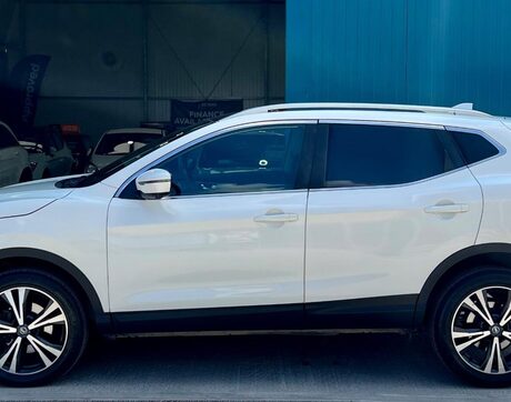Nissan Qashqai 1.2 DIG-T N-Connecta Euro 6 (s/s) 5dr 16
