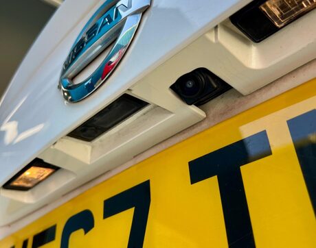 Nissan Qashqai 1.2 DIG-T N-Connecta Euro 6 (s/s) 5dr 24